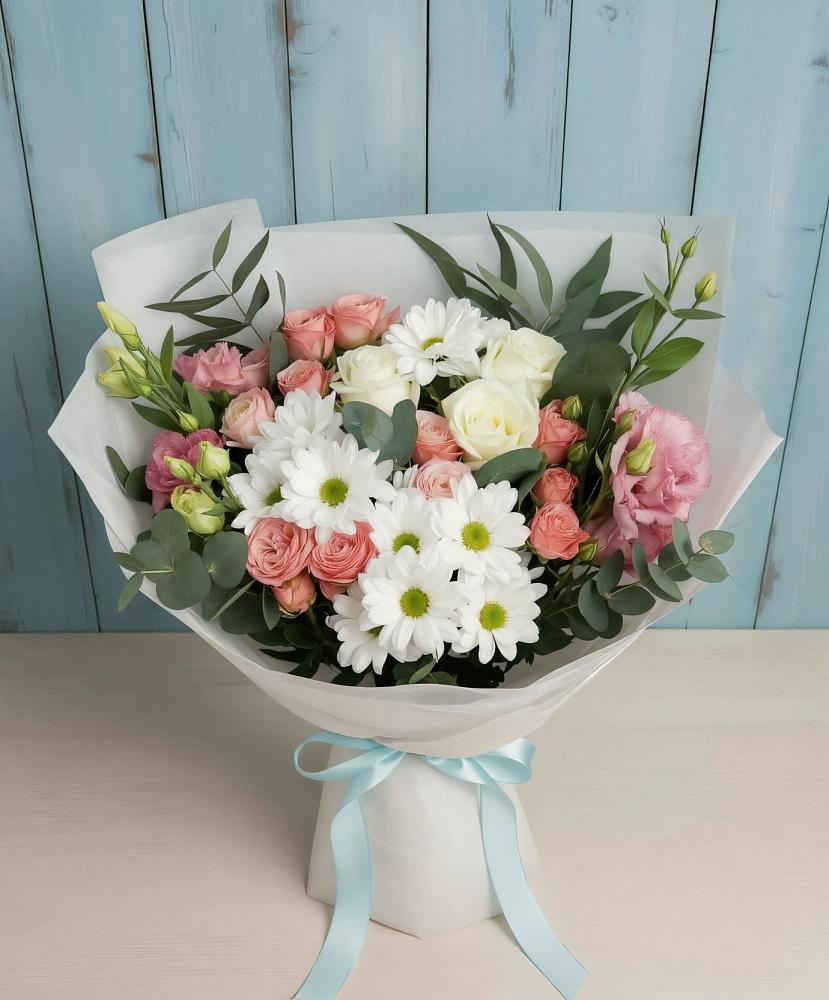 Букет цветов из: Розы, Лизиантусы и Хризантемы в Верхнеднепровском