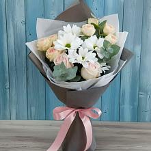 Букет цветов из:  Хризантемы и Розы в Верхнеднепровском