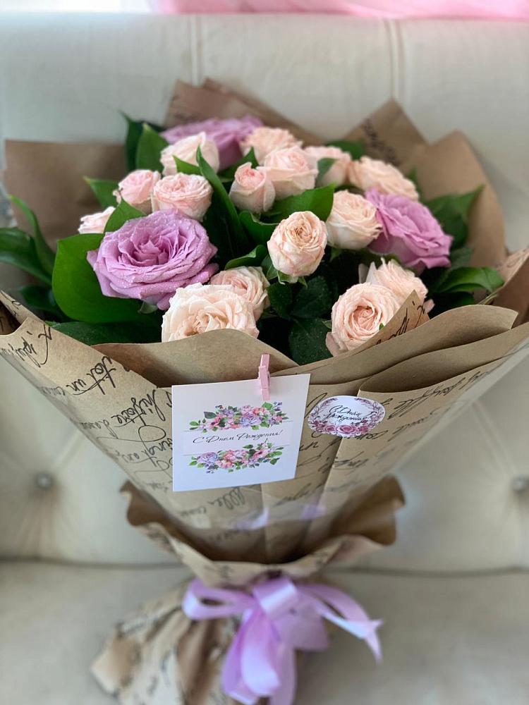 Букет цветов из: Розы в Верхнеднепровском