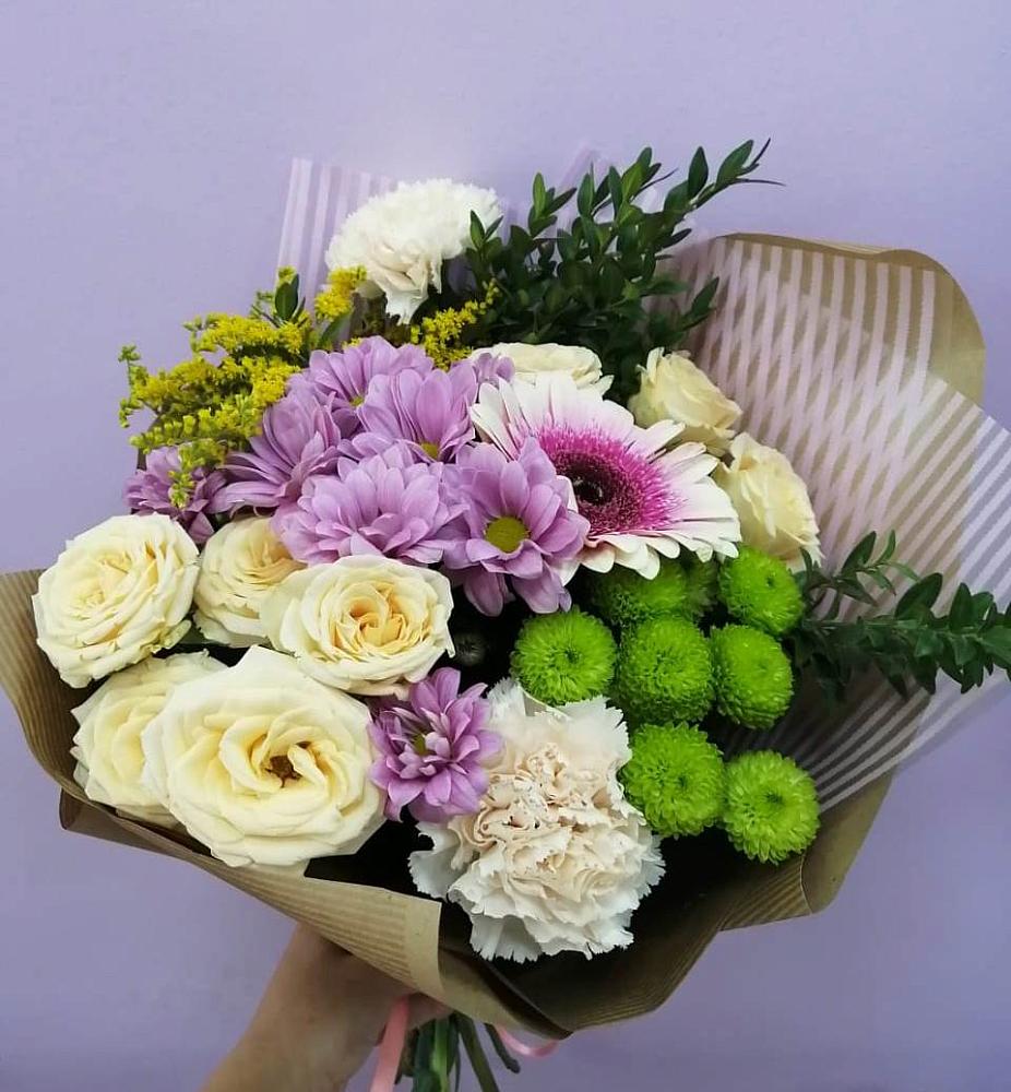 Букет цветов из: Хризантемы, Розы, Гвоздики и Герберы в Верхнеднепровском